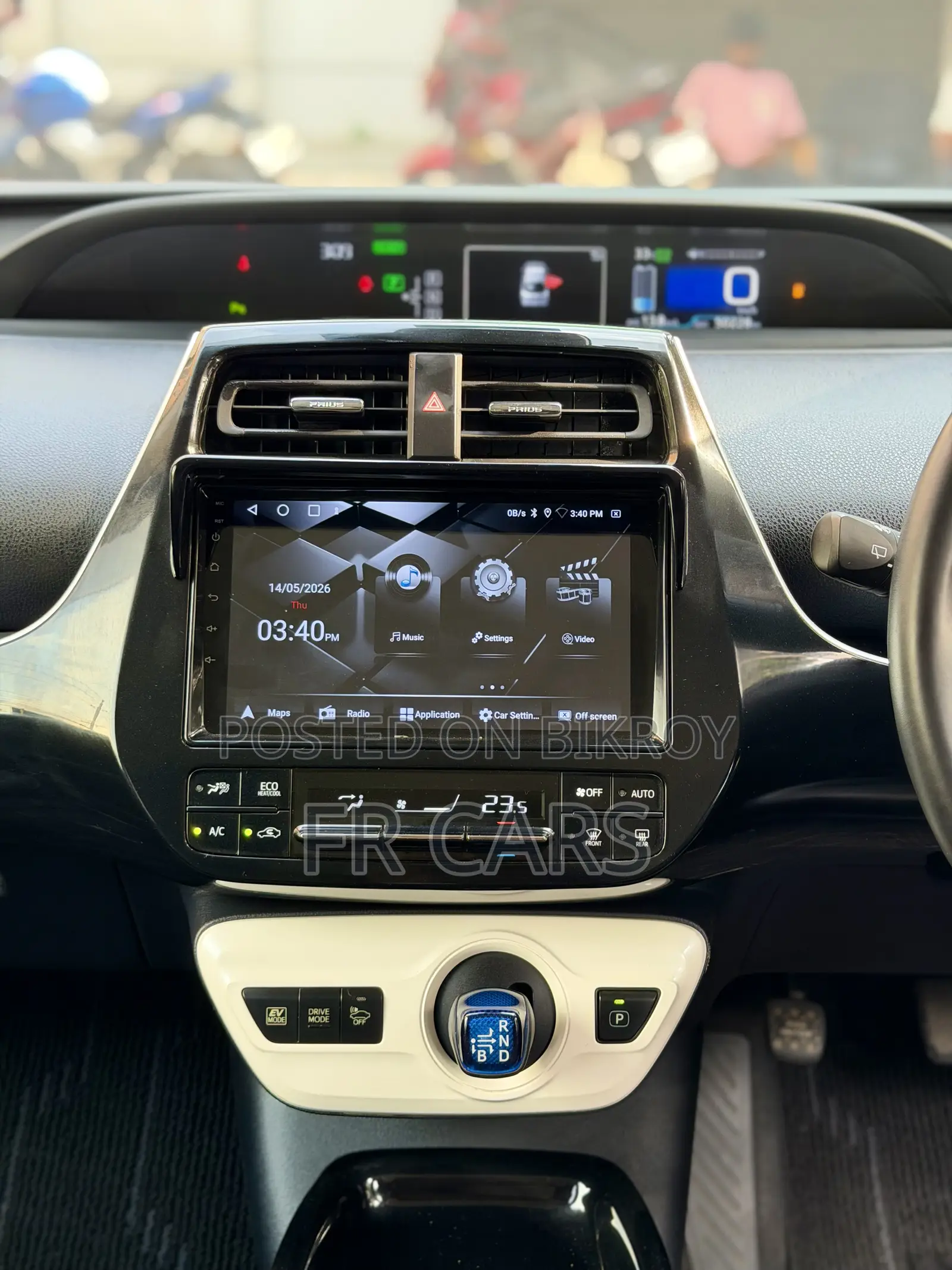 Toyota Prius Four Touring 2018 Pearl