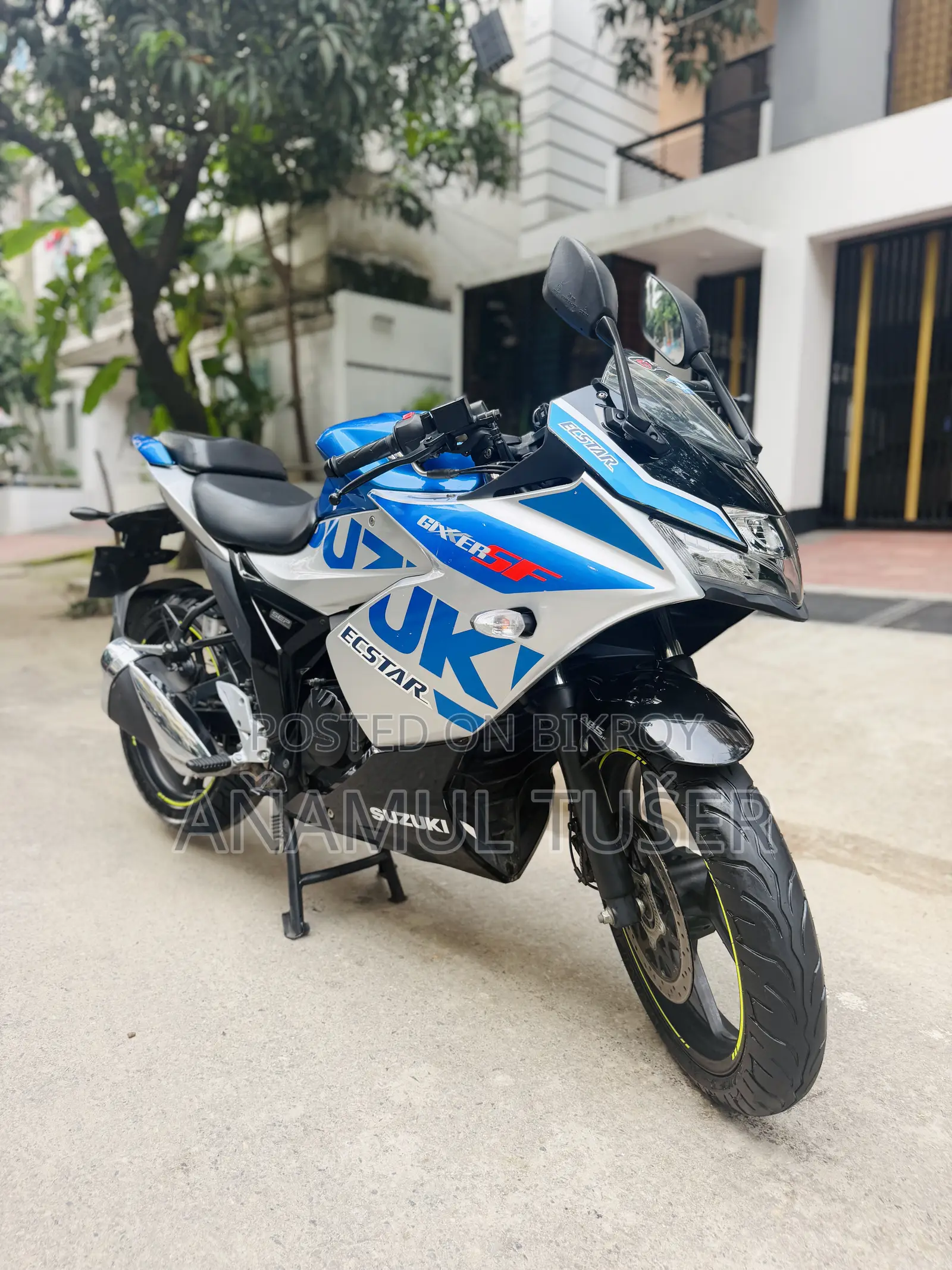 Suzuki Gixxer SF FI 2023 Silver