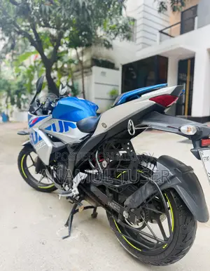 Suzuki Gixxer SF FI 2023 Silver