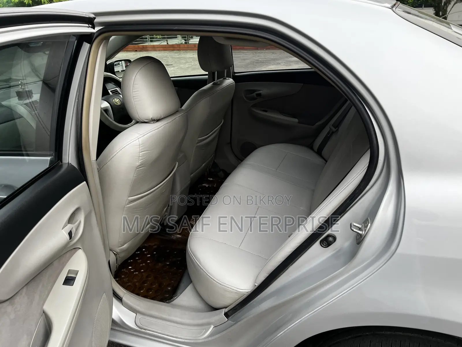 Toyota Axio 1.5 X 2WD 2010 Silver