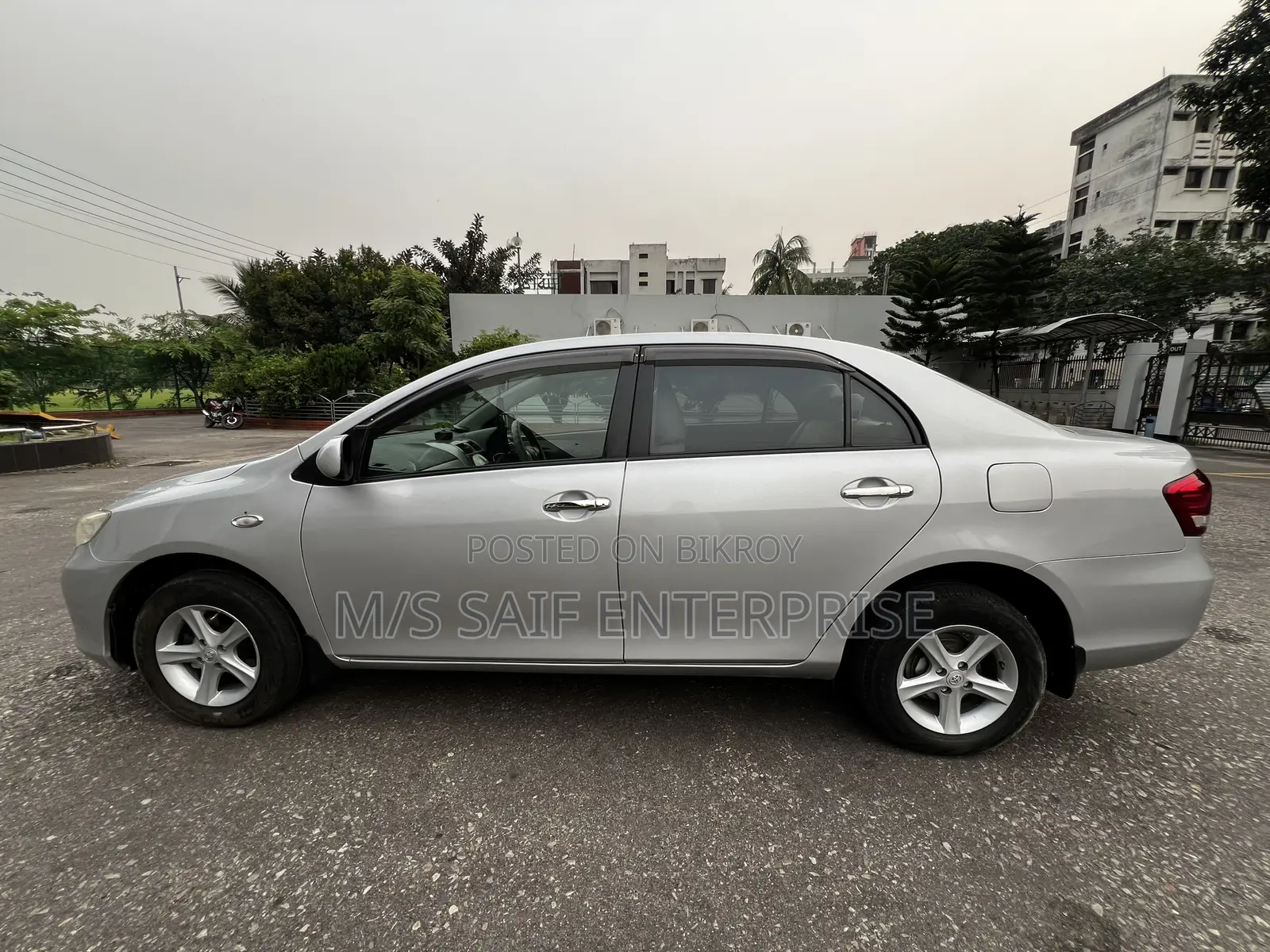 Toyota Axio 1.5 X 2WD 2010 Silver