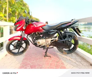 Bajaj Pulsar 150 2012 Red