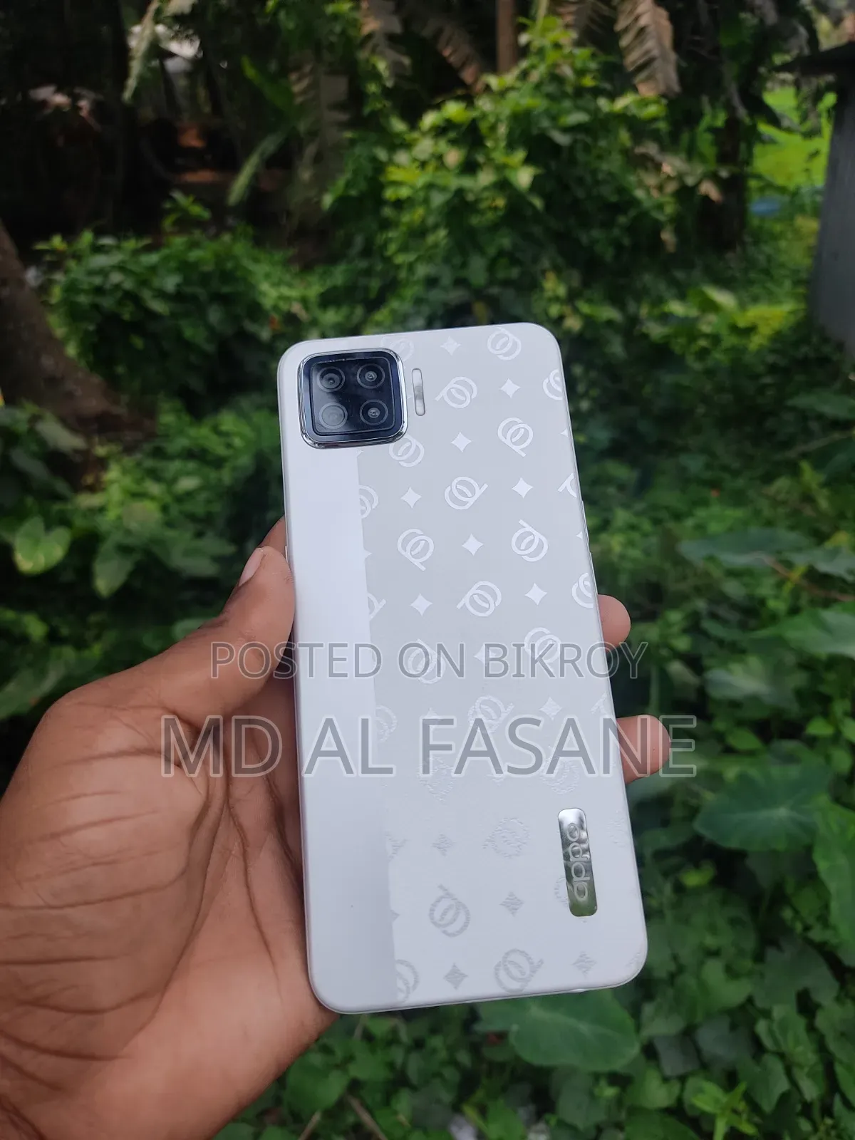 ওপ্পো এফ১৭ ১২৮ জিবি হোয়াইট