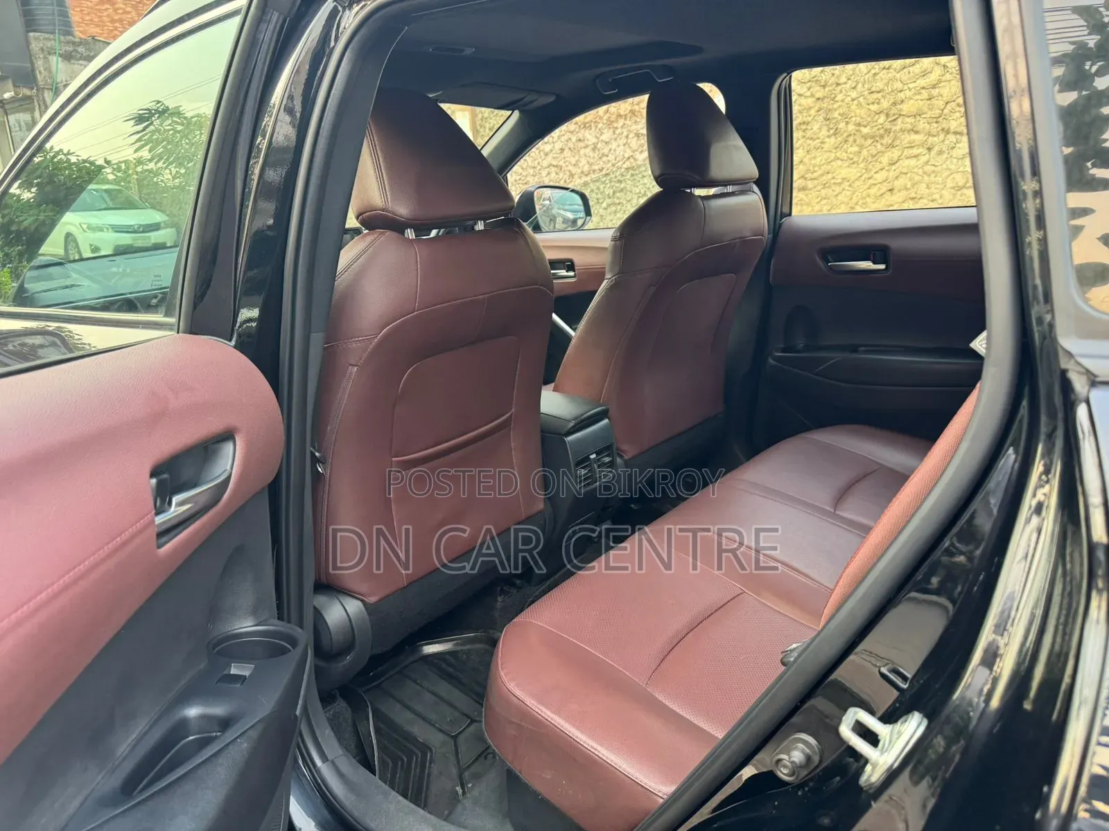 Toyota Corolla Cross 1.8 Hybrid AWD 2021 Black