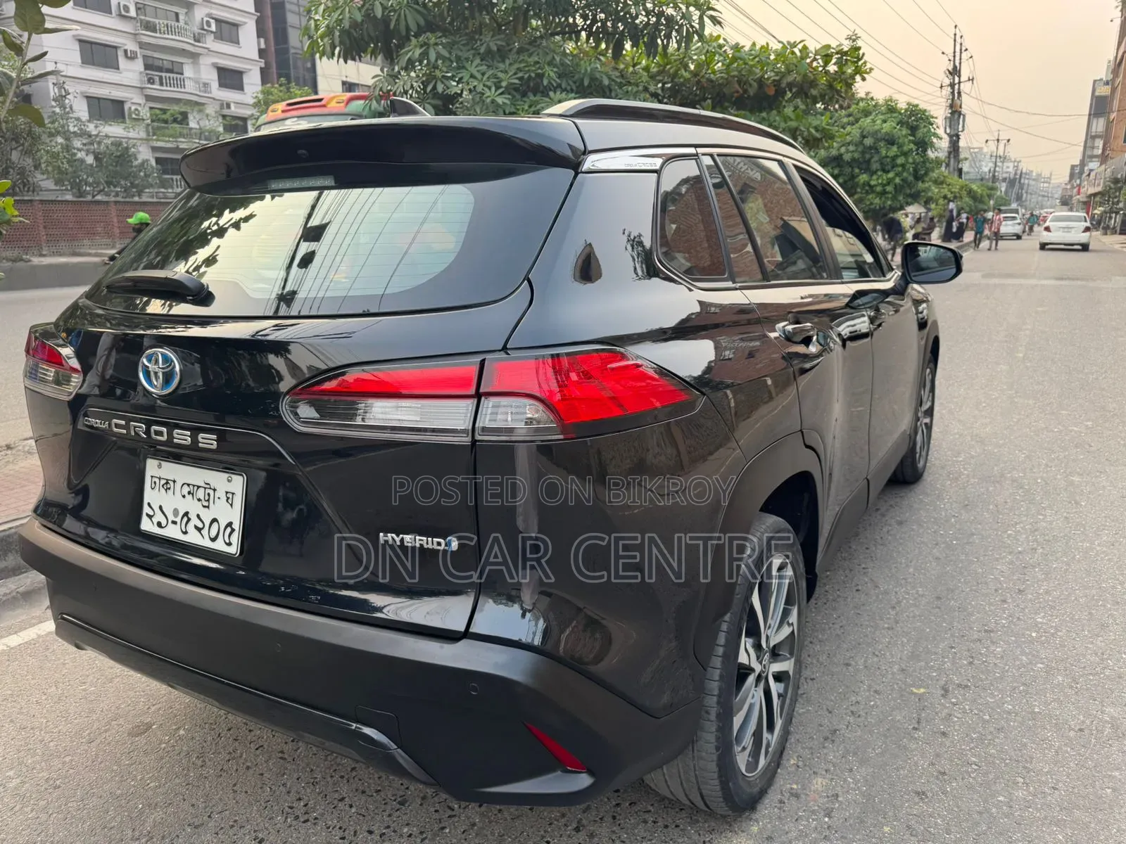 Toyota Corolla Cross 1.8 Hybrid AWD 2021 Black