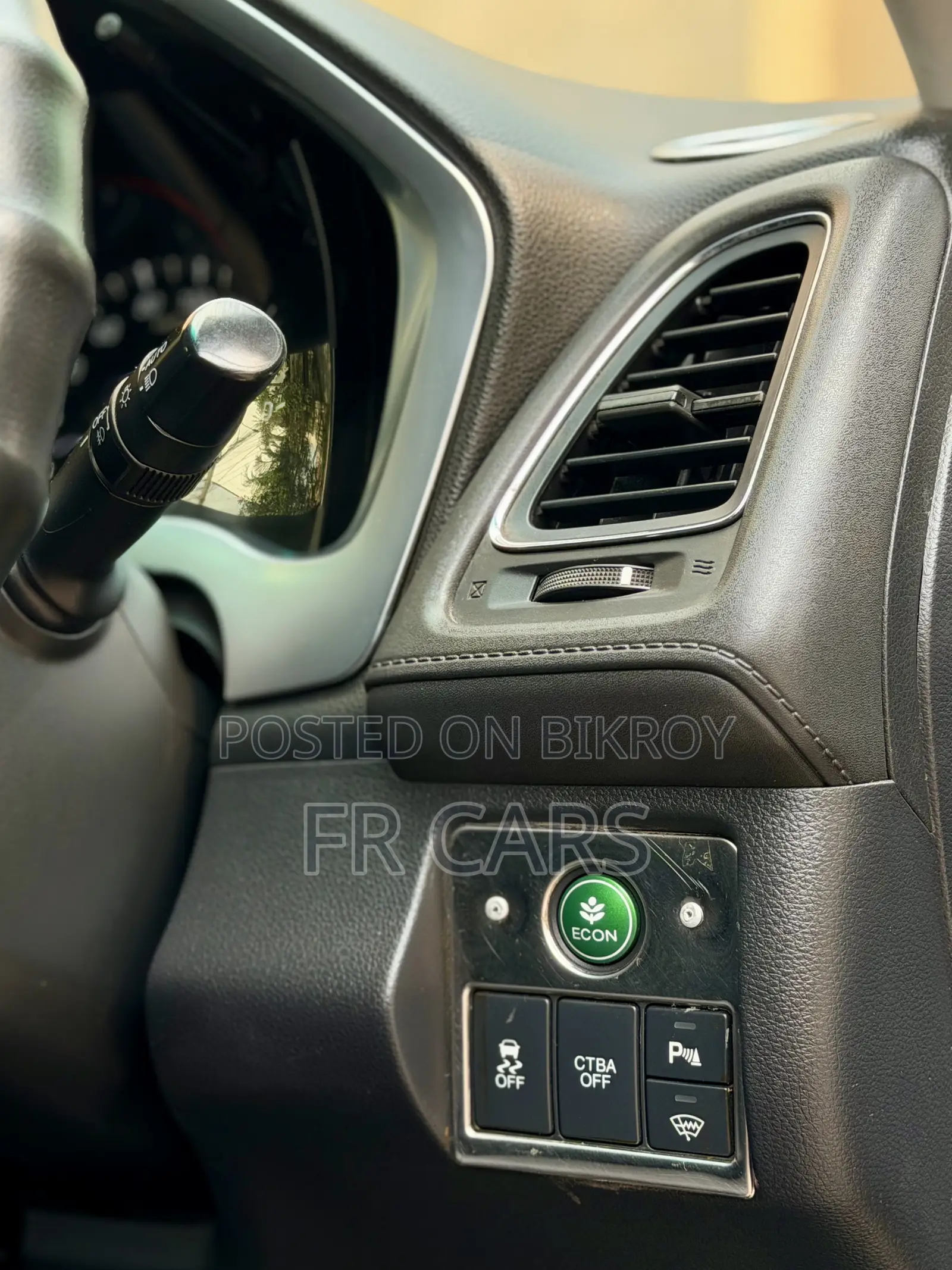 Honda Vezel 1.5 2WD 2014 Black