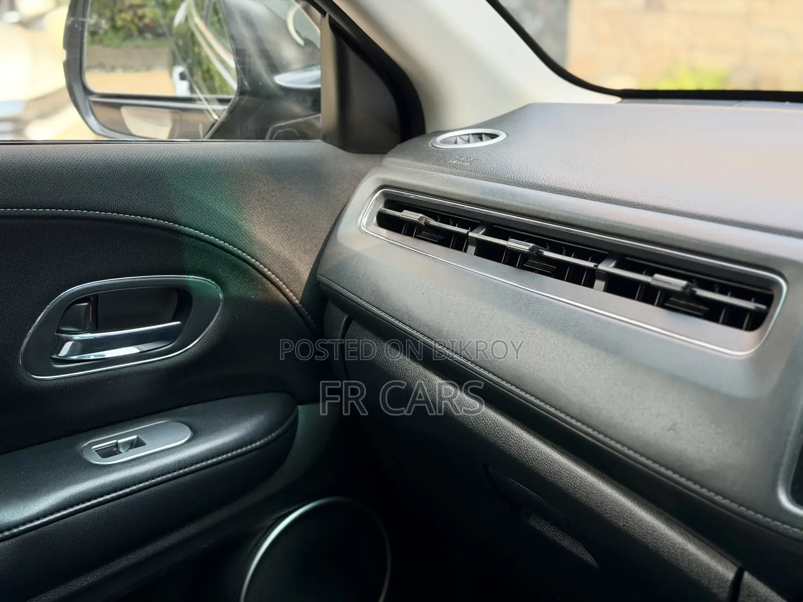 Honda Vezel 1.5 2WD 2014 Black
