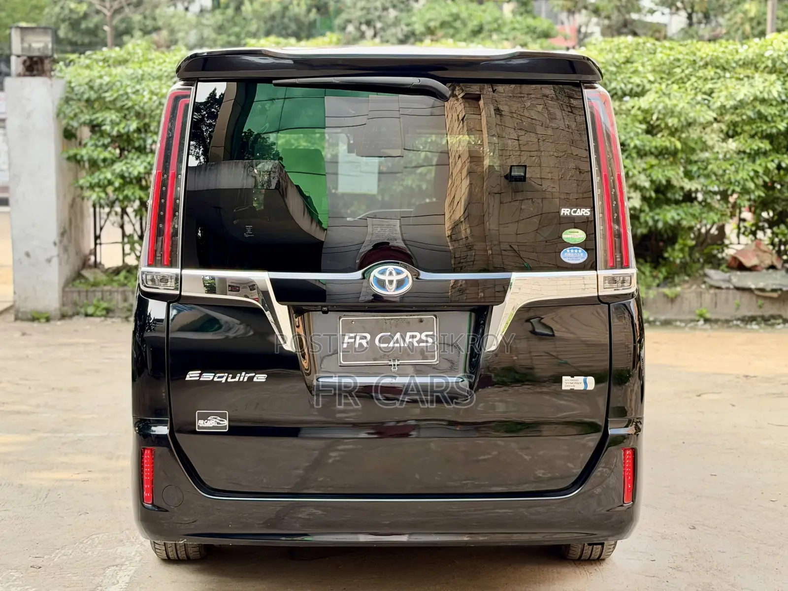 Toyota Esquire 1.8 FWD Hybrid (7 Seater) 2018 Black