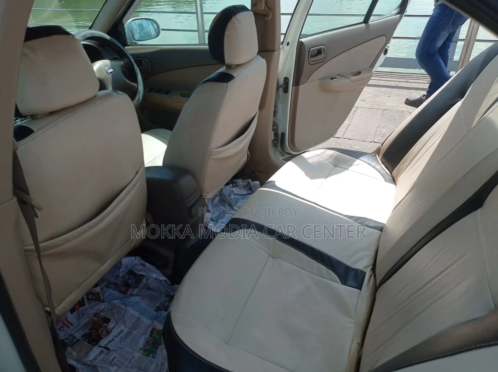 Nissan Sunny 2004 White