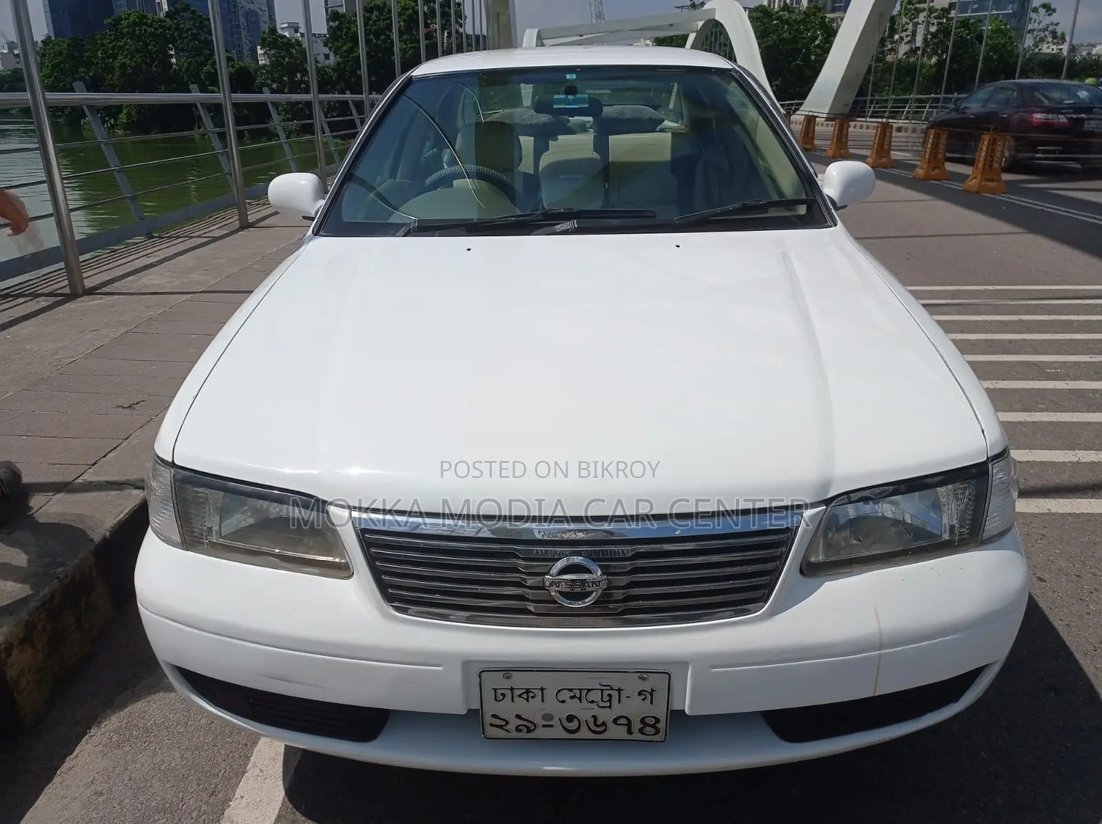 Nissan Sunny 2004 White