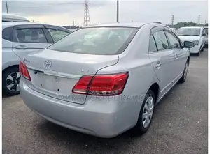 Toyota Premio 2021 Silver