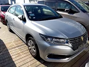 Toyota Premio 2021 Silver