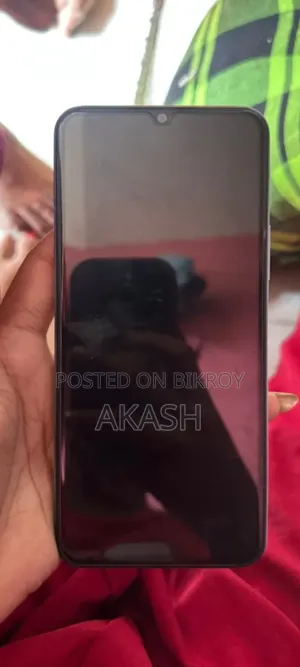 Vivo Y21 64 GB Gray