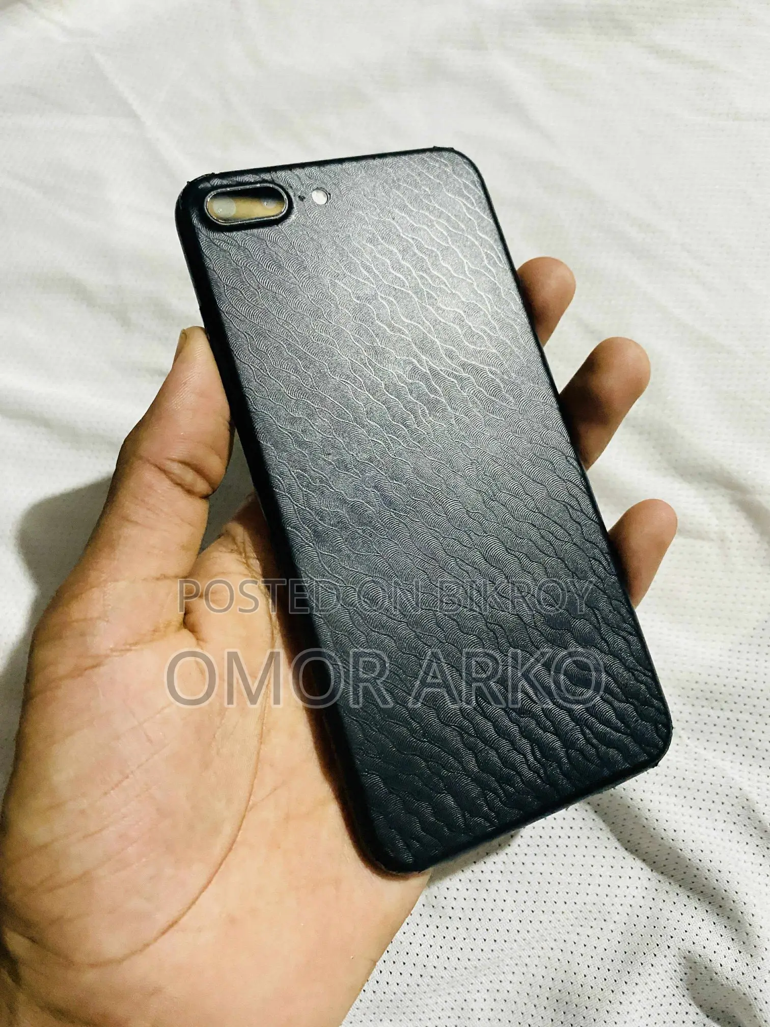 New Apple iPhone 7 Plus 128 GB Black