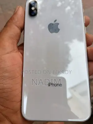Apple iPhone X 64 GB White