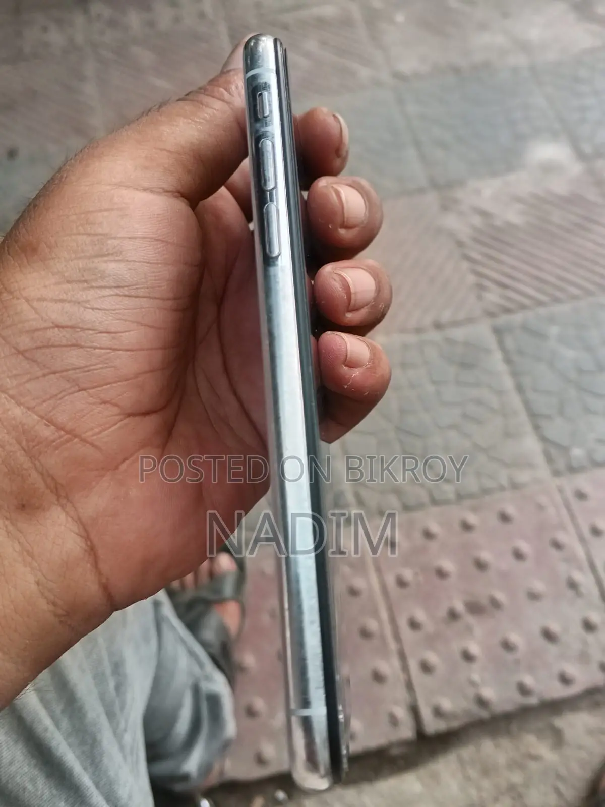 Apple iPhone X 64 GB White
