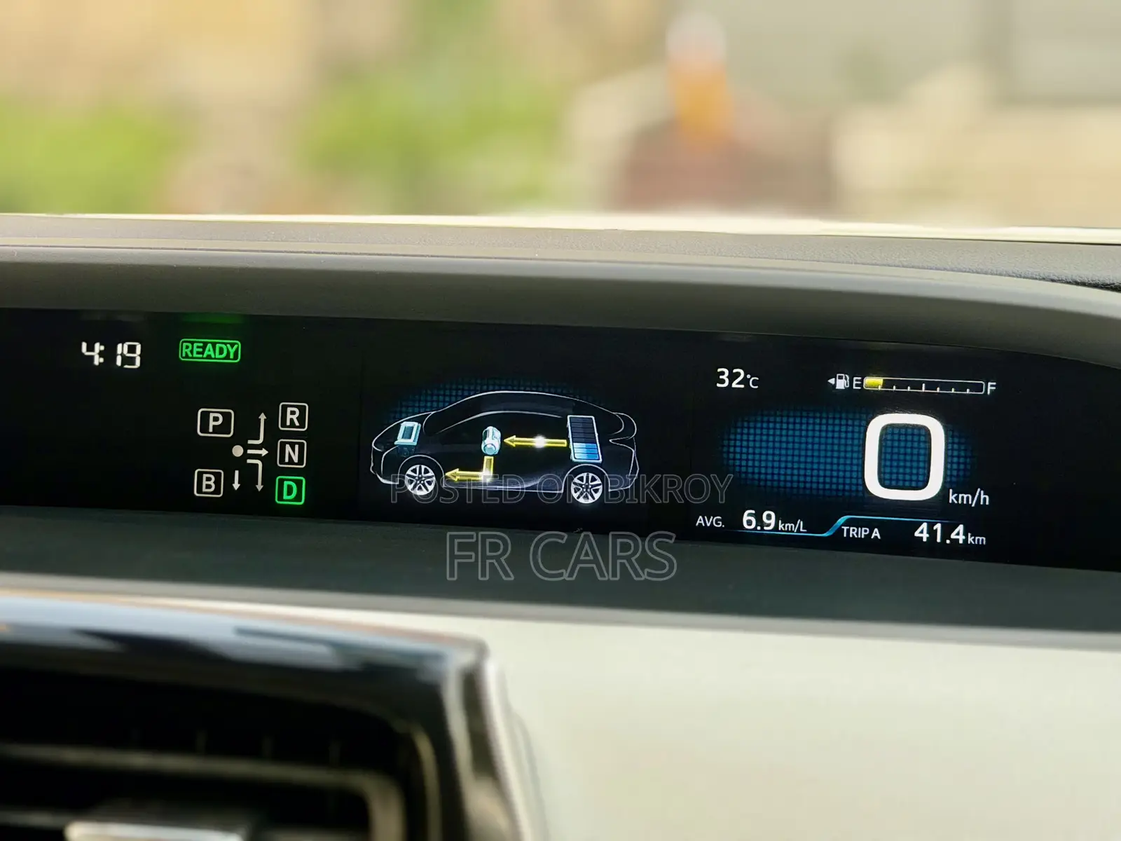 Toyota Prius 4dr Hatchback (1.8L 4cyl Gas/Electric Hybrid CVT) 2016