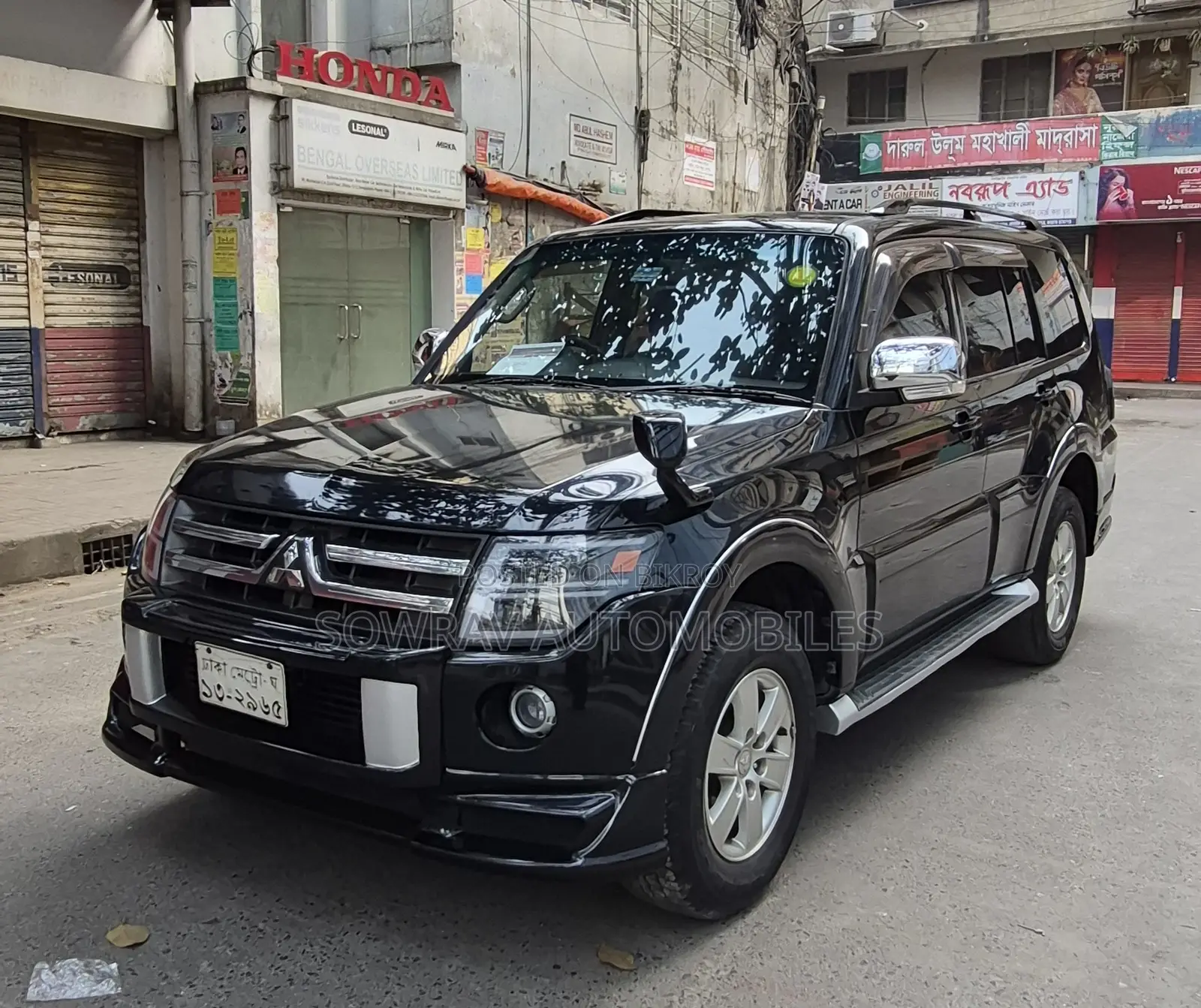 Mitsubishi Pajero 2006 Black