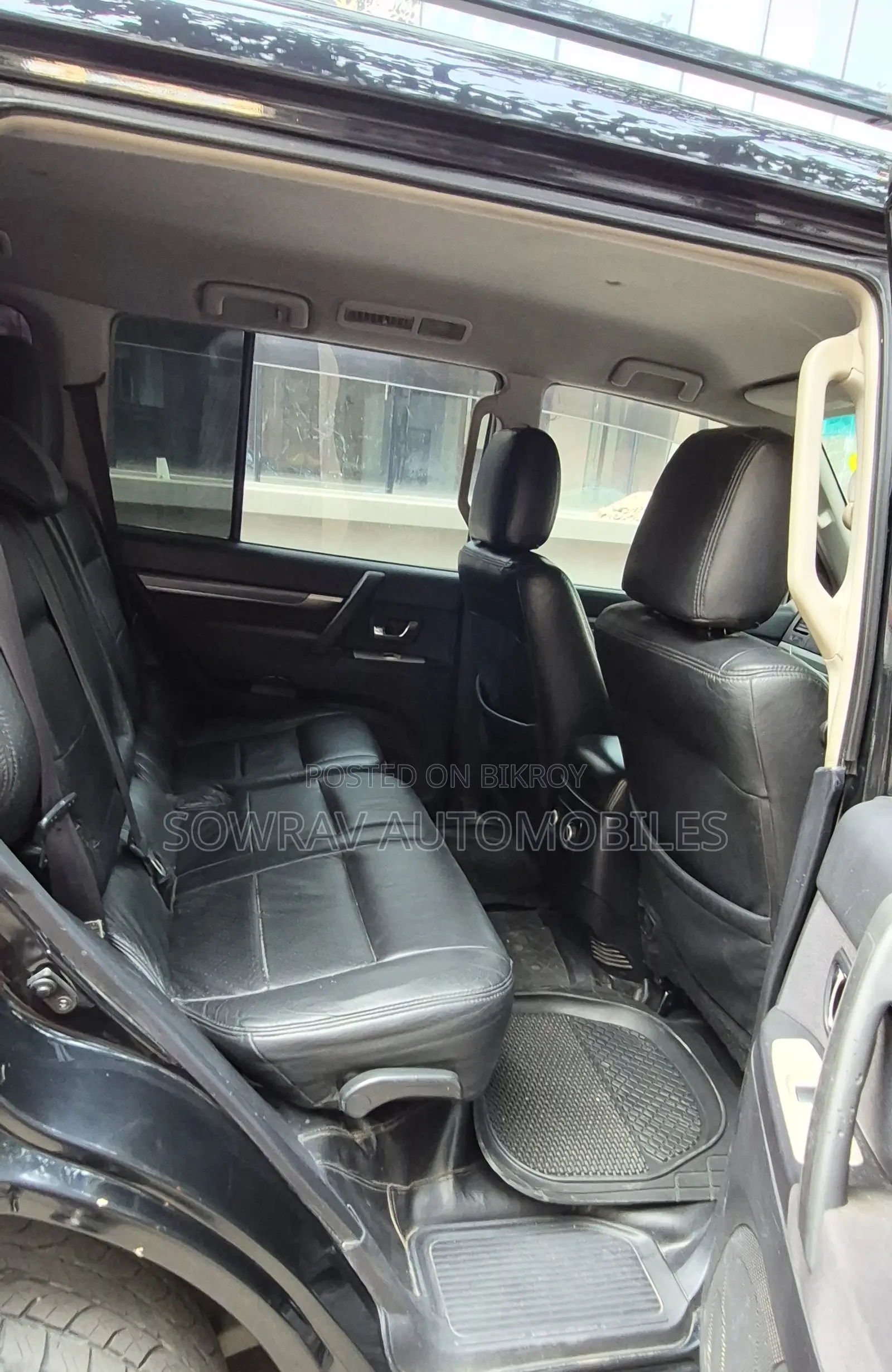 Mitsubishi Pajero 2006 Black