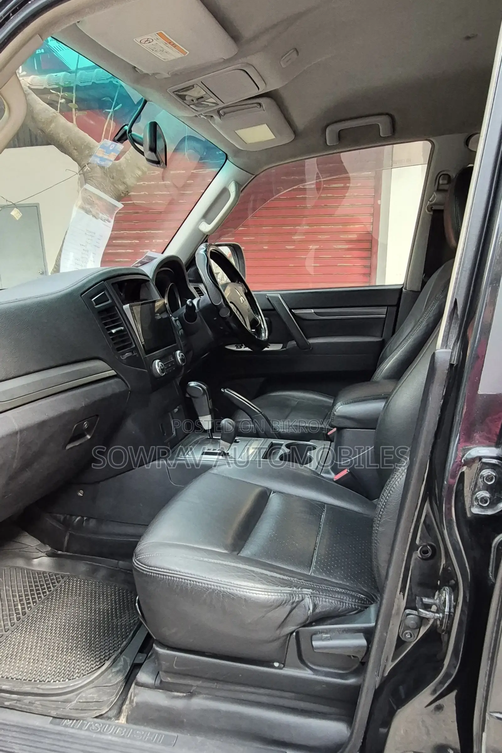 Mitsubishi Pajero 2006 Black