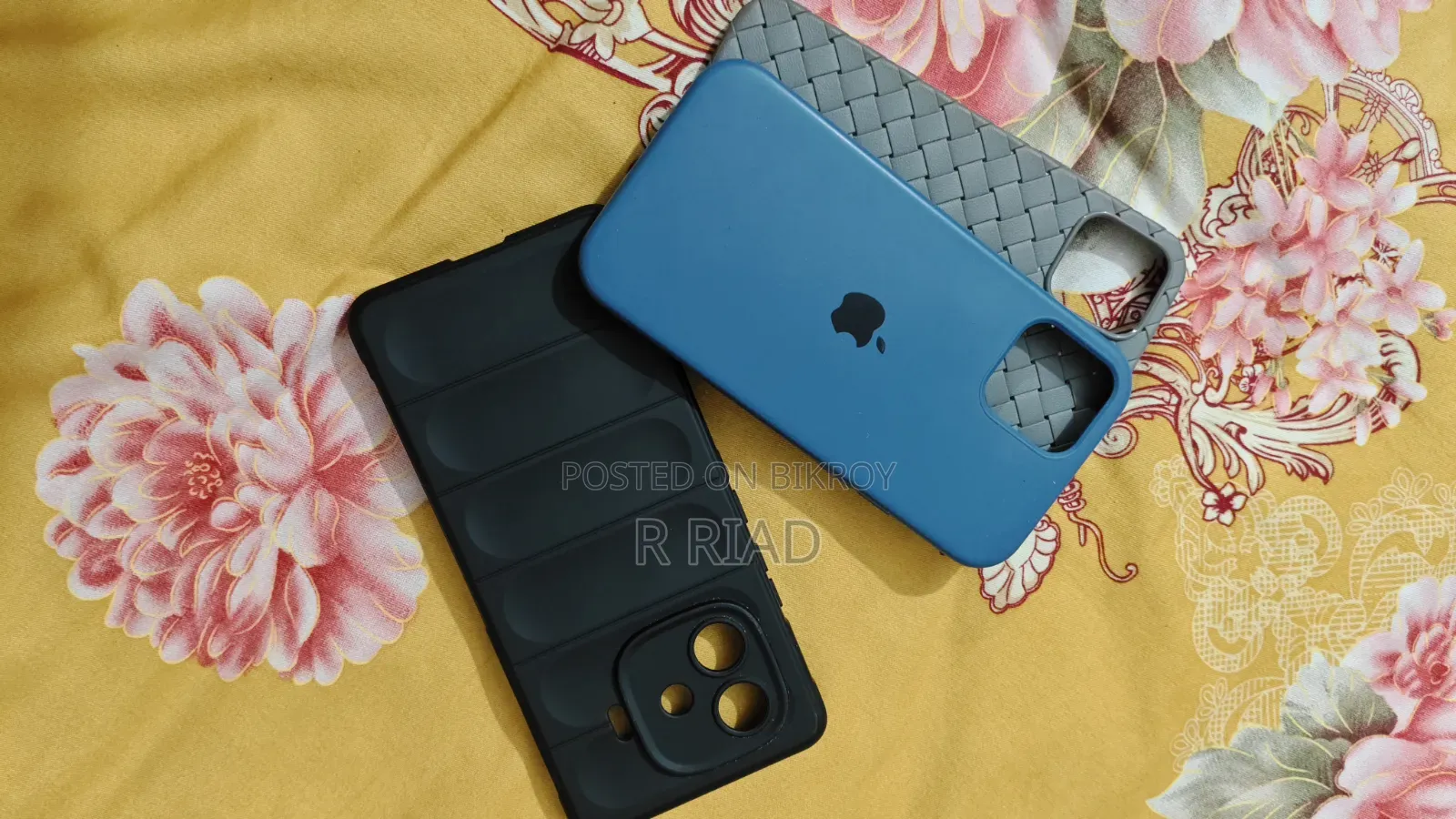 I Phone 12 12 Pro (2) Cover Iqoo Z9 Turbo Endurance One Cover