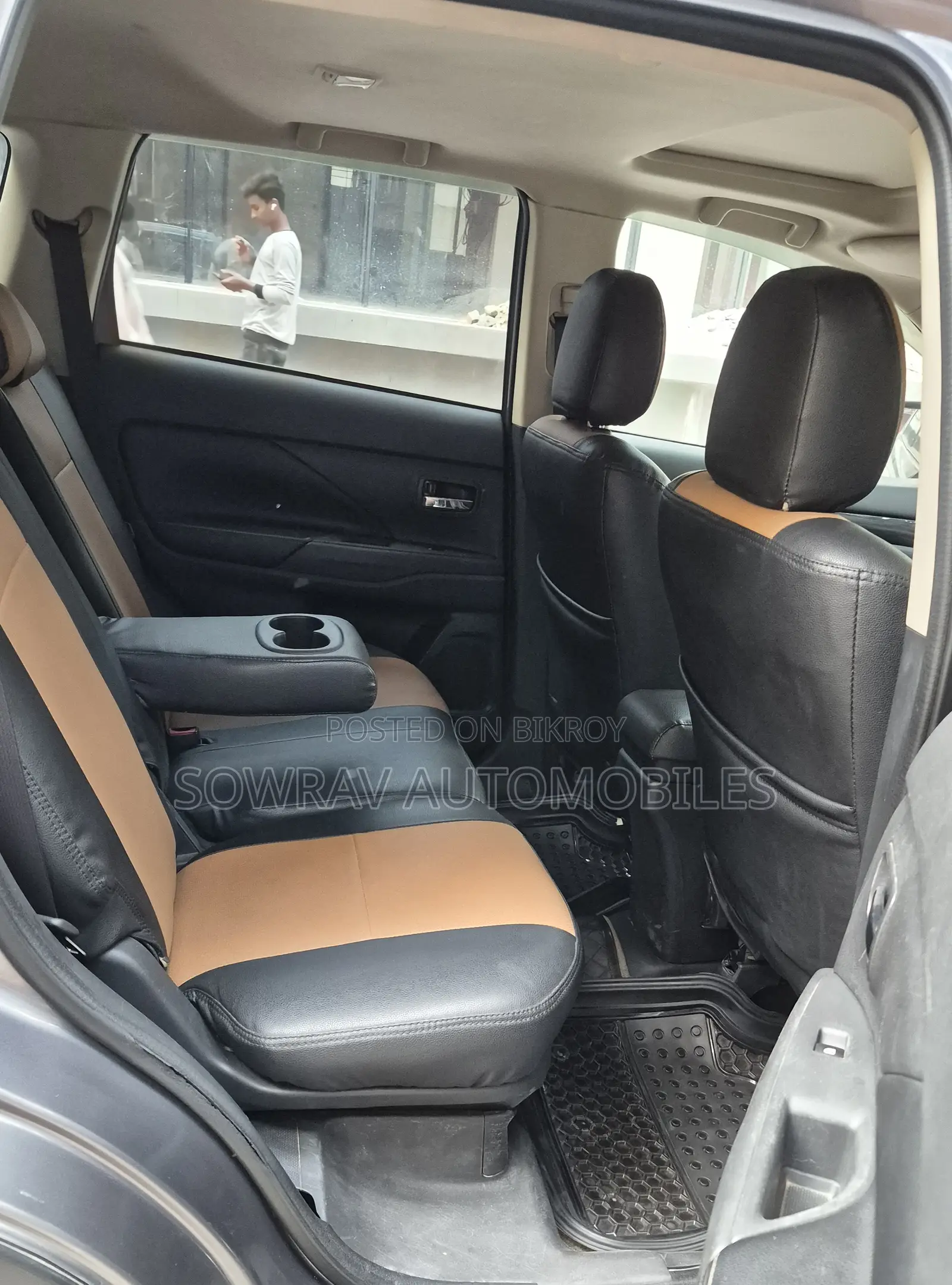 Mitsubishi Outlander 2017 Gray