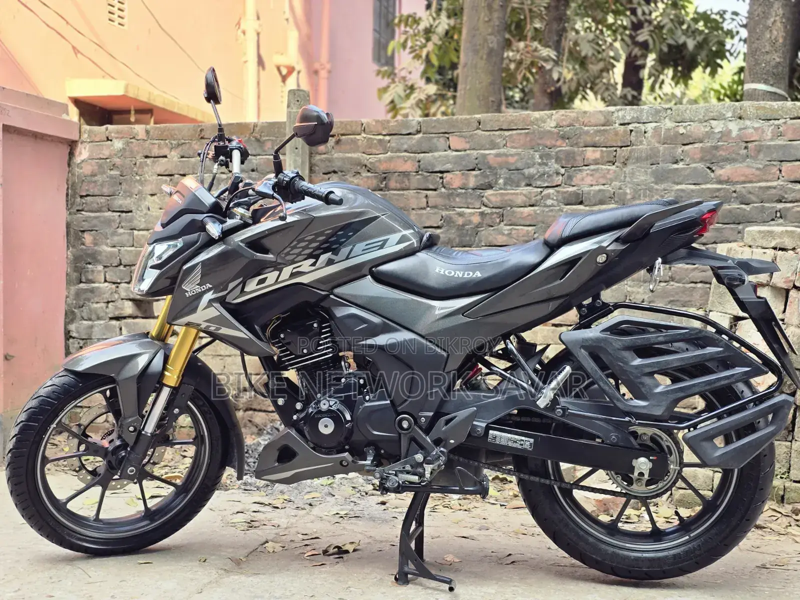 Honda Hornet 2025 Gray