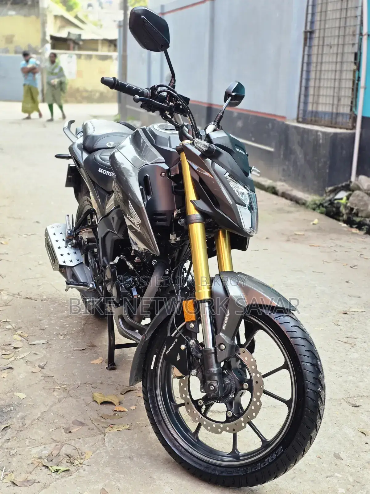 Honda Hornet 2025 Gray