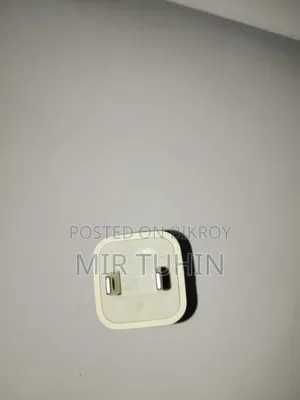 Apple 5w Adaptor For iPhone 6, 7, 8, X, Xs