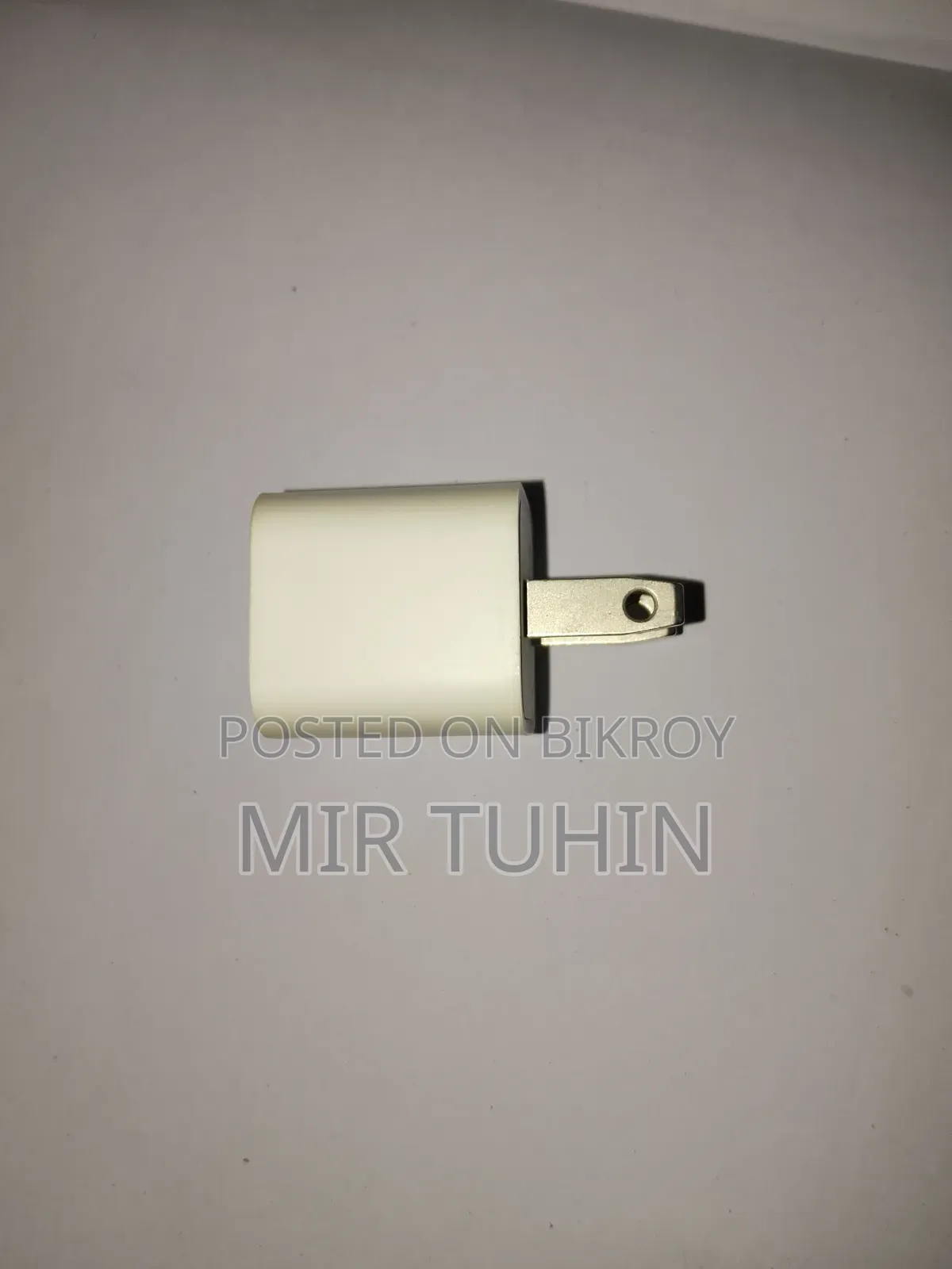 Apple 5w Adaptor For iPhone 6, 7, 8, X, Xs