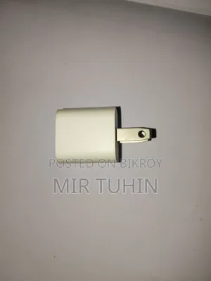 Apple 5w Adaptor For iPhone 6, 7, 8, X, Xs