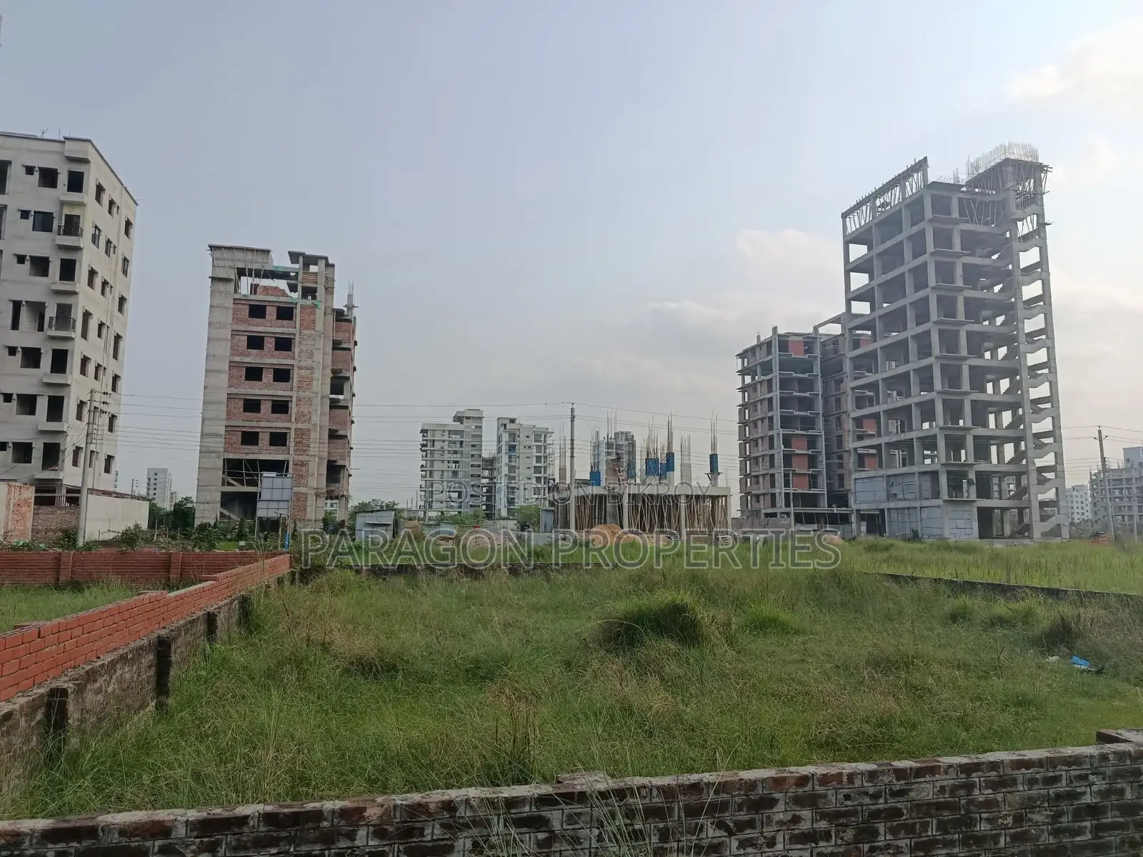 M Block South Facing 4 Katha Near 300 Ft