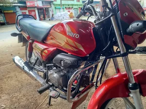 Hero HF Deluxe 2019 Red