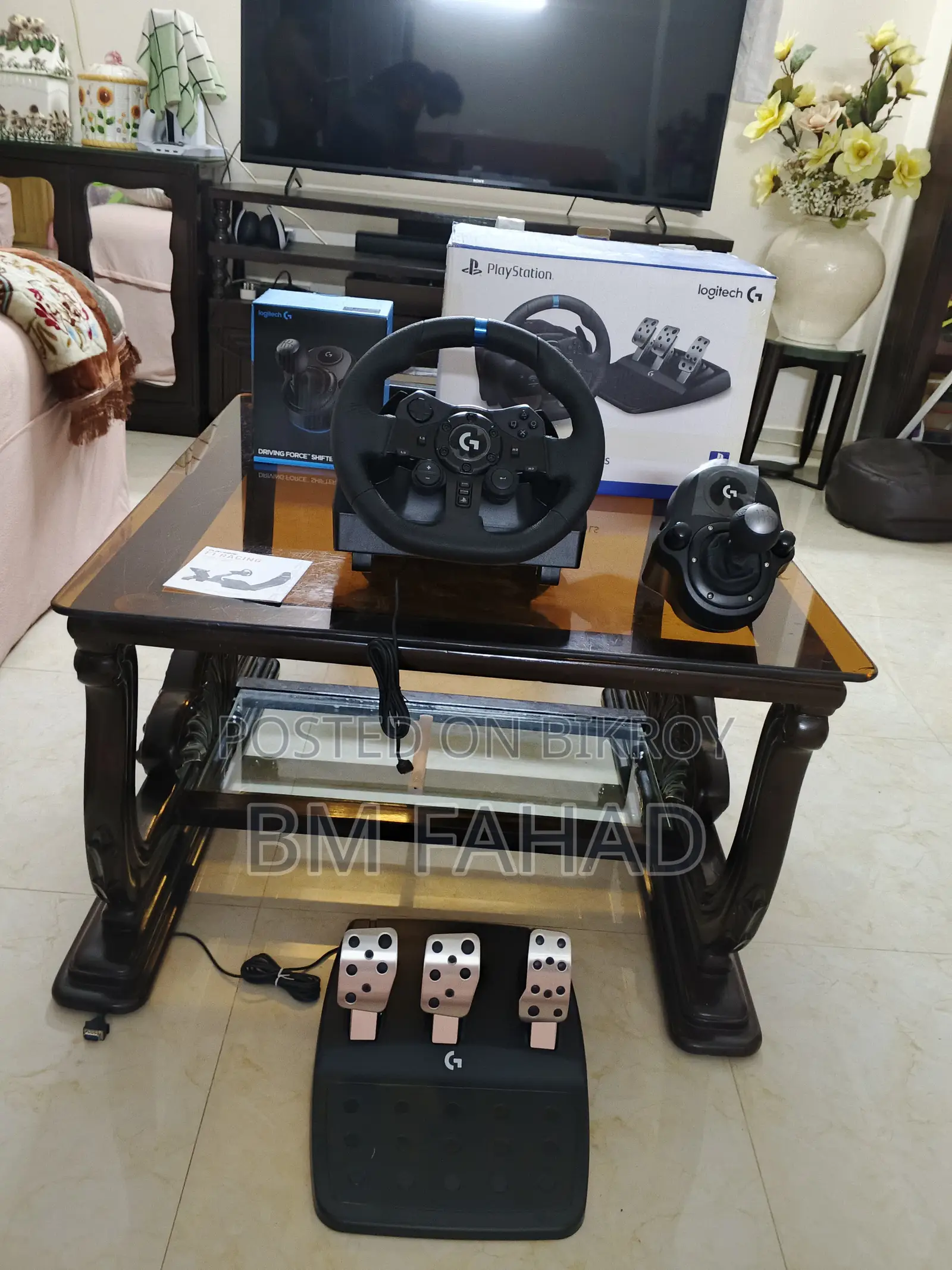 Logitech G923 ড্রাইভিং হুইল প্লেস্টেশন এবং পিসির জন্য