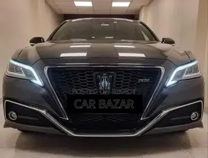 Toyota Crown 2018 Black