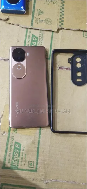 Vivo V40e 128 GB Gold