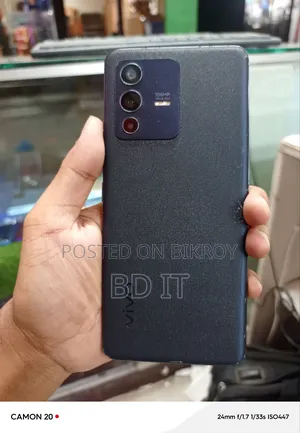 Vivo V23 128 GB