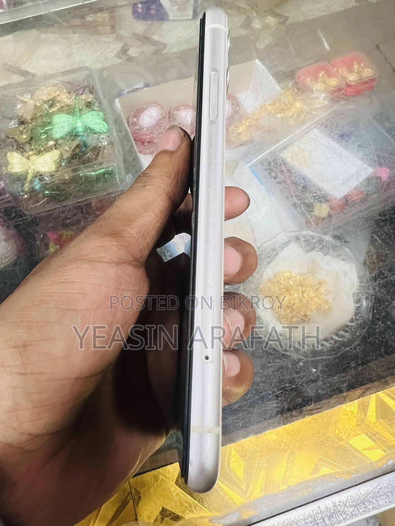 Apple iPhone 11 64 GB White