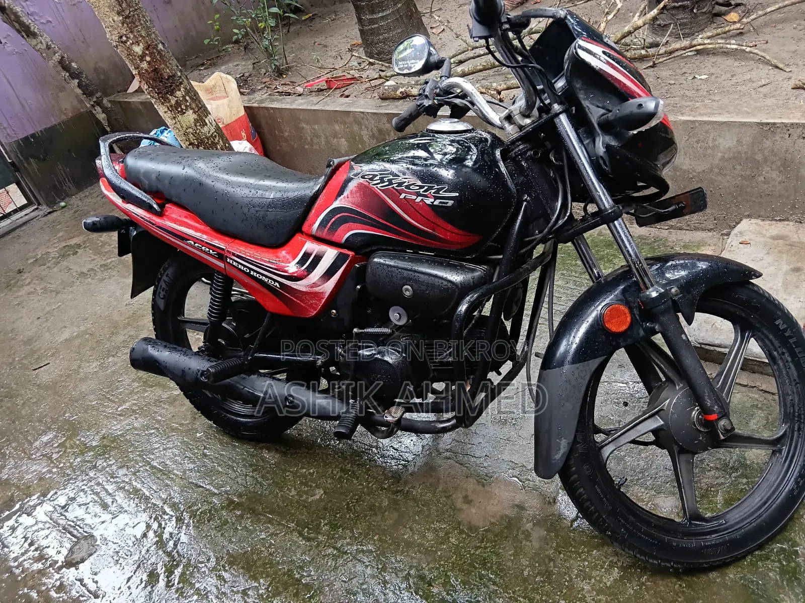 Hero Passion Pro 2012 Black