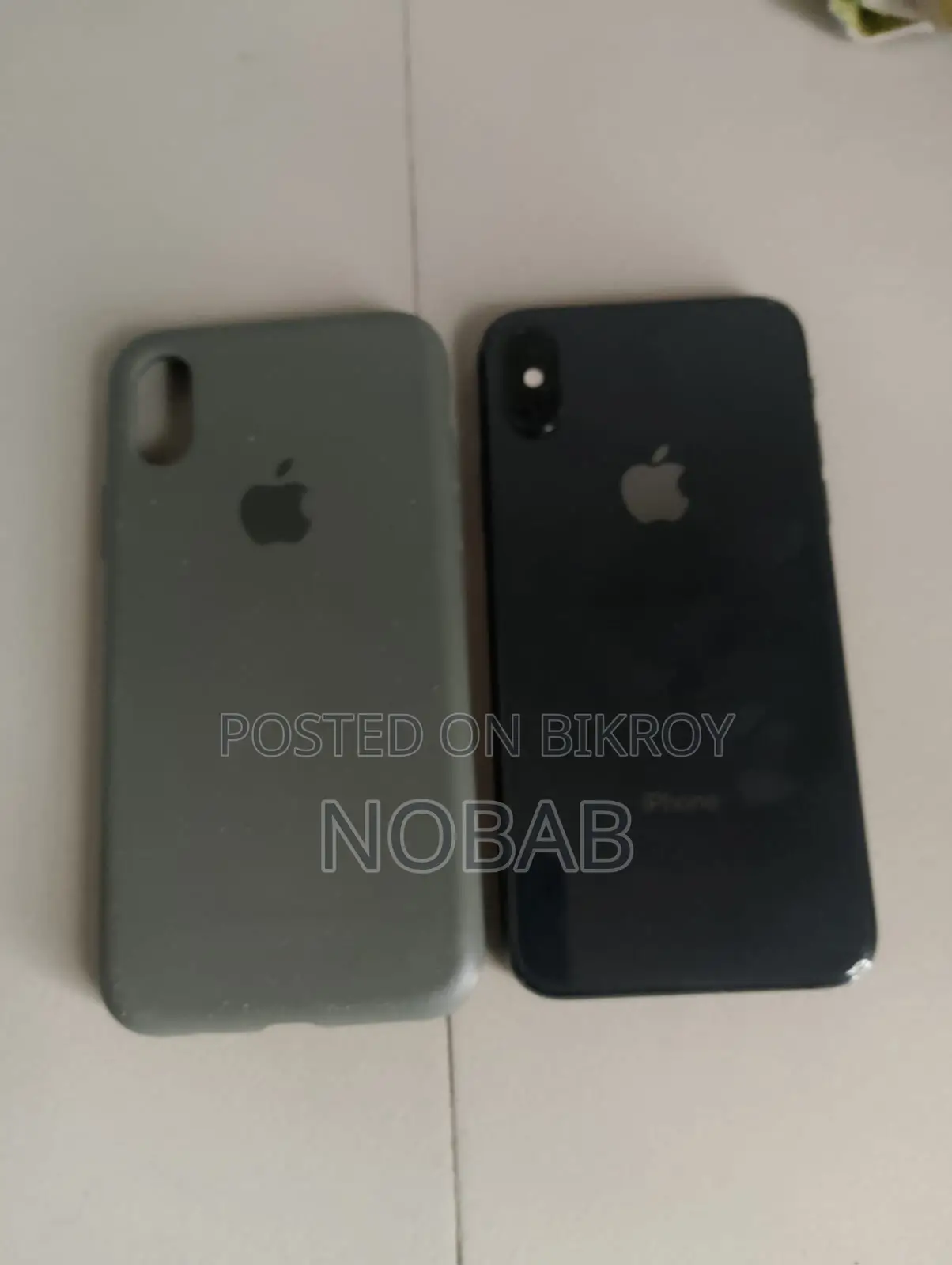 Apple iPhone XS 64 GB Black