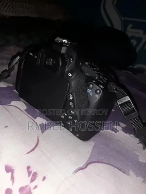 DSLLR Camera 700 D