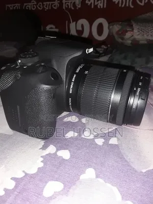 DSLLR Camera 700 D