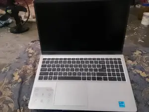 Laptop Dell Inspiron 15 3000 8GB Intel Core I3 SSD 128GB