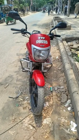 TVS Radeon 2022 Red