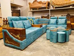 Corner Sofa with Round Table
