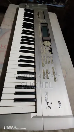 Korg Triton Le