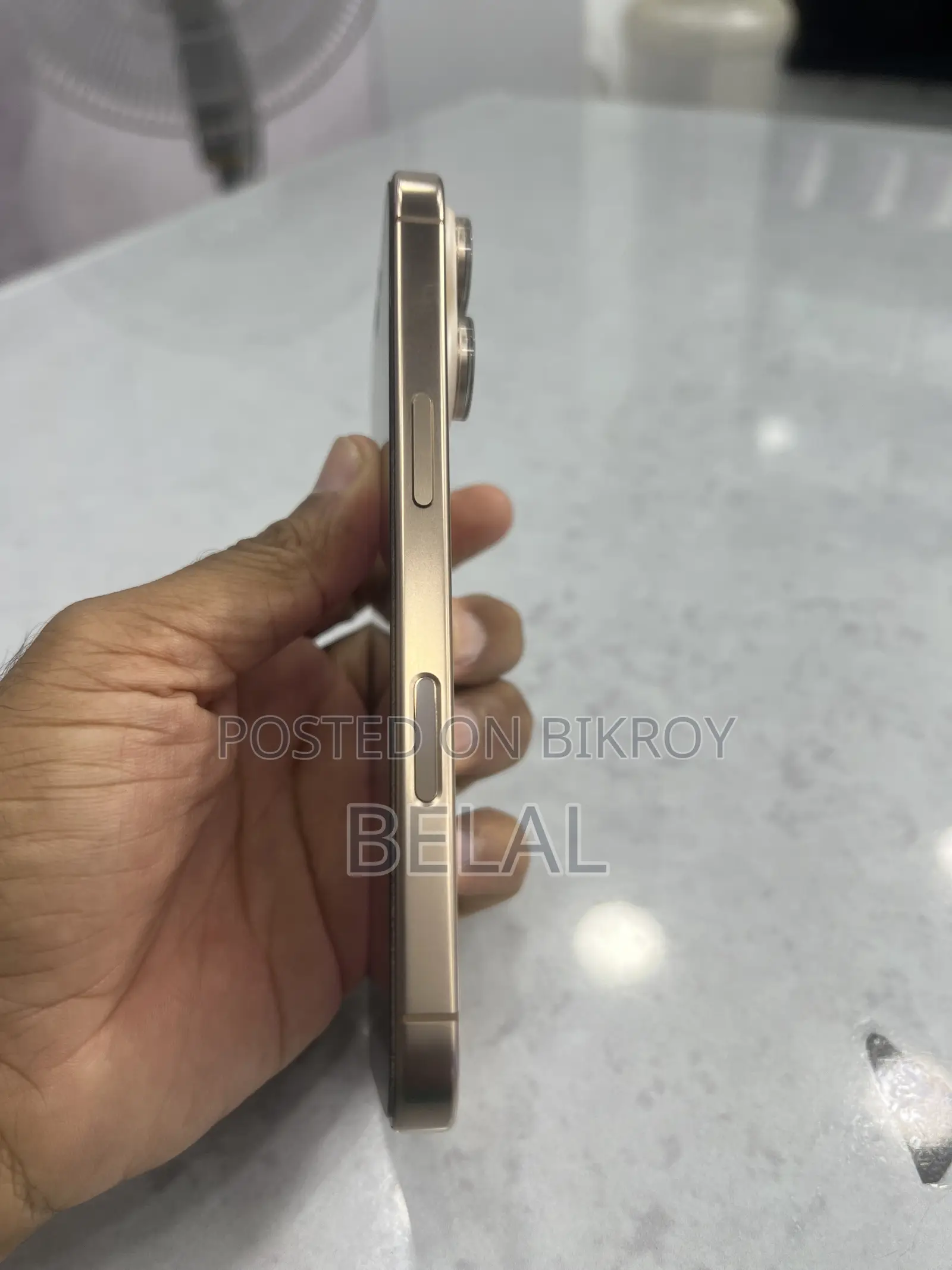 Apple iPhone 16 Pro 128 GB Gold