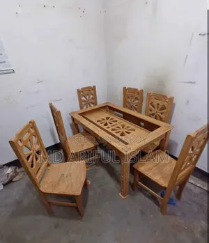 পাইকারি রেটে ডাইনিং টেবিল নিতে পারেন