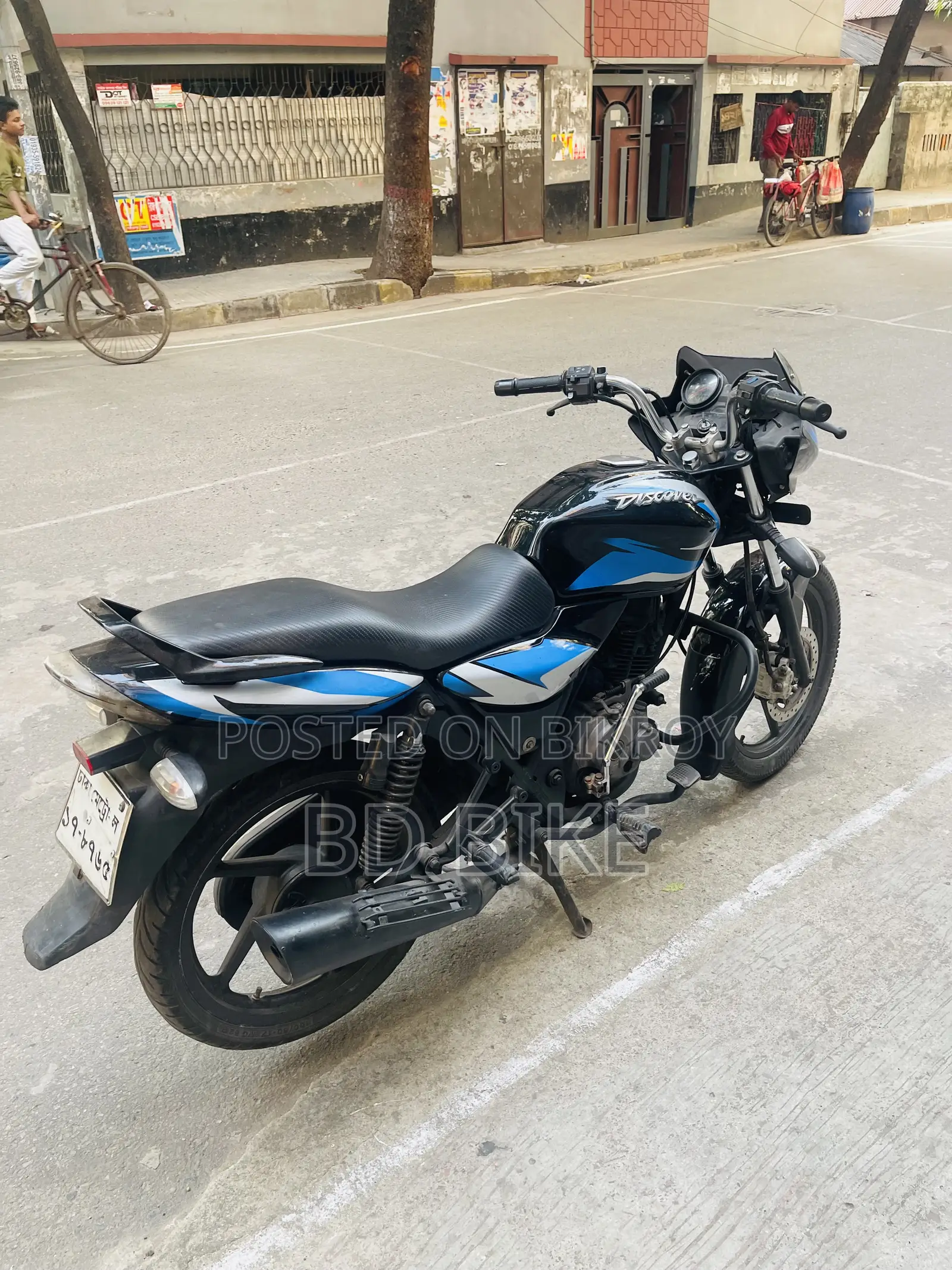 Bajaj Discover 150 2013 Black