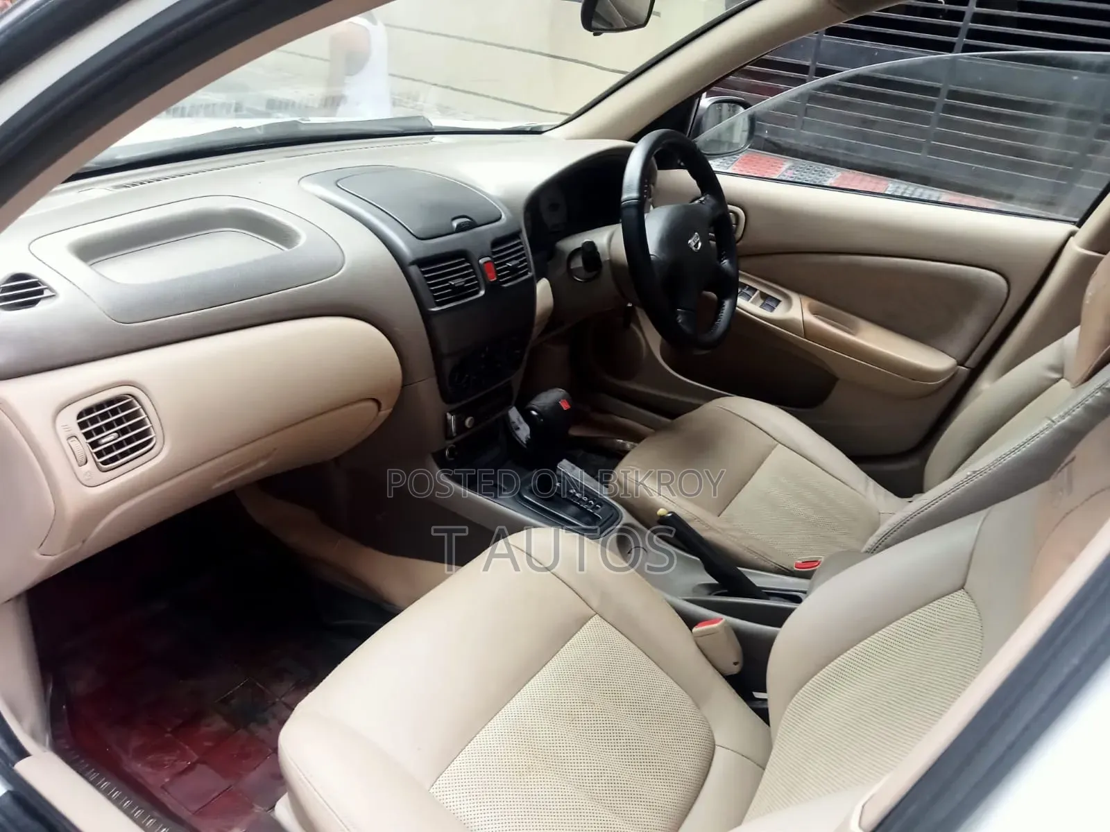 Nissan Sunny 2008 White